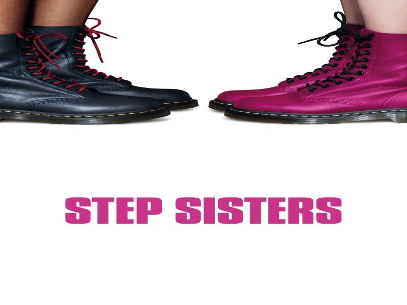 Photo 2 du film : Step Sisters